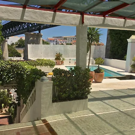 Casa Do Rio / - Adults Only 2*